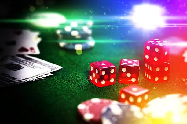 Peta fitur akun dan transaksi di platform